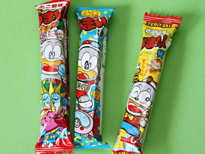 Umaibo (うまい棒) Teriyaki, Tonkatsu, Takoyaki japanische Süßigkeit