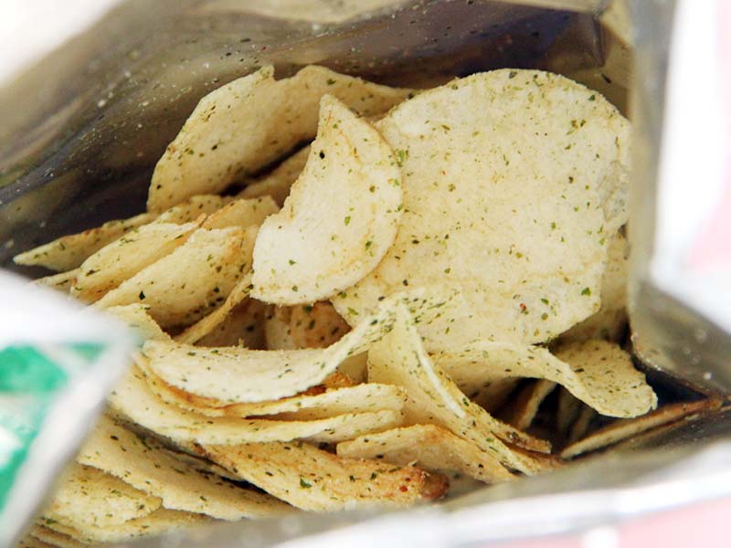 Koikeya Nori Shio Chips